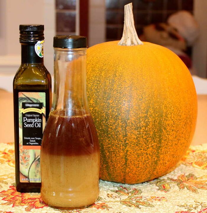 A decoction of pumpkin seeds will help you get rid of worms as soon as possible. 