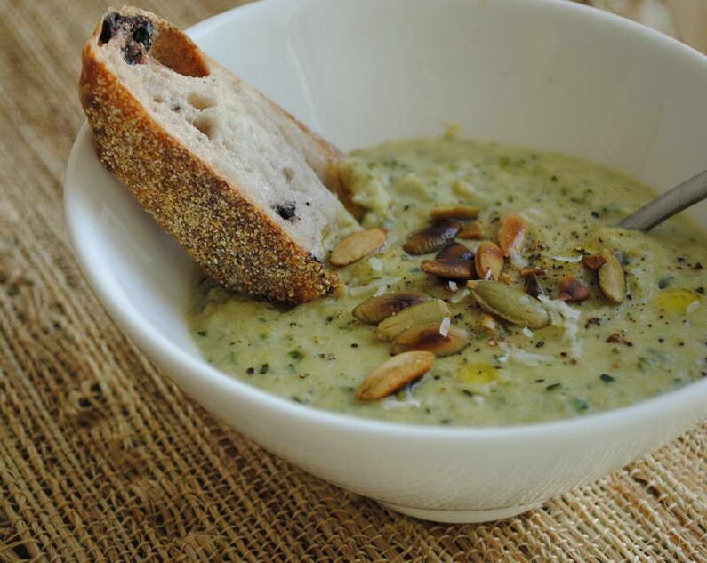 In the diet of people who want to remove parasites, pureed soup with pumpkin seeds and garlic