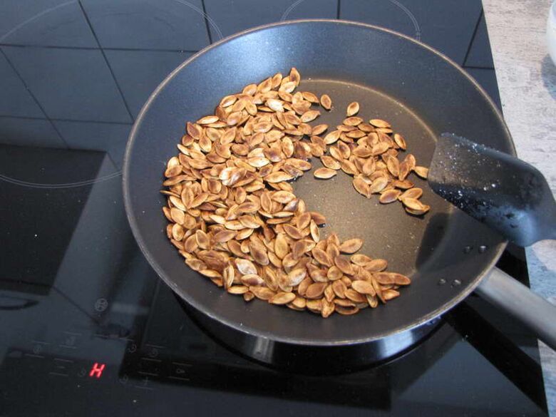 Roasted pumpkin seeds are good for removing parasites and for pregnant women