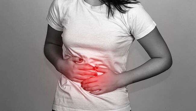 Abdominal pain is a frequent companion of the presence of parasites in the intestines. 